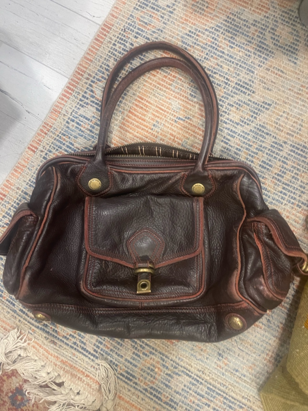Mark by Mark Jacobs Classic Brown Leather Satchel Handbag - Picture 3 of 16